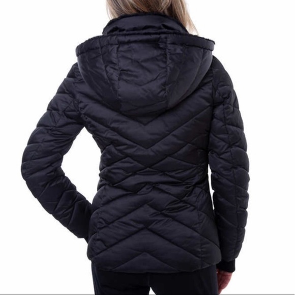 Nautica Women's Puffer Jacket - Picture 2 of 4